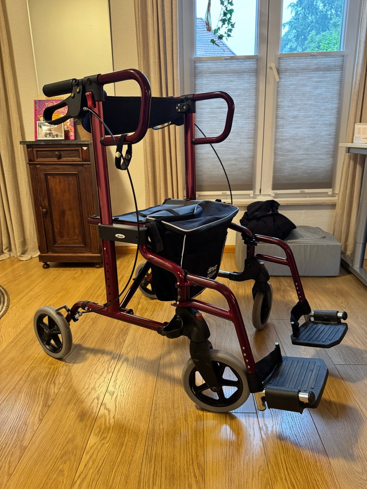 Drive diamond de luxe. Rolstoel en rollator ineen., Ophalen, Opvouwbaar, Gebruikt