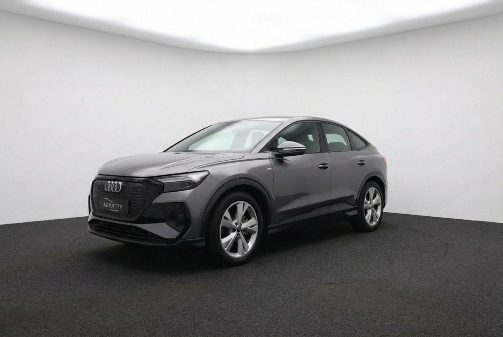 Audi Q4 Sportback e-tron 45 e-tron quattro S Line 90% SOH l, Auto's, Audi, Automaat, 0 cilinders, Gebruikt, Leder en Stof