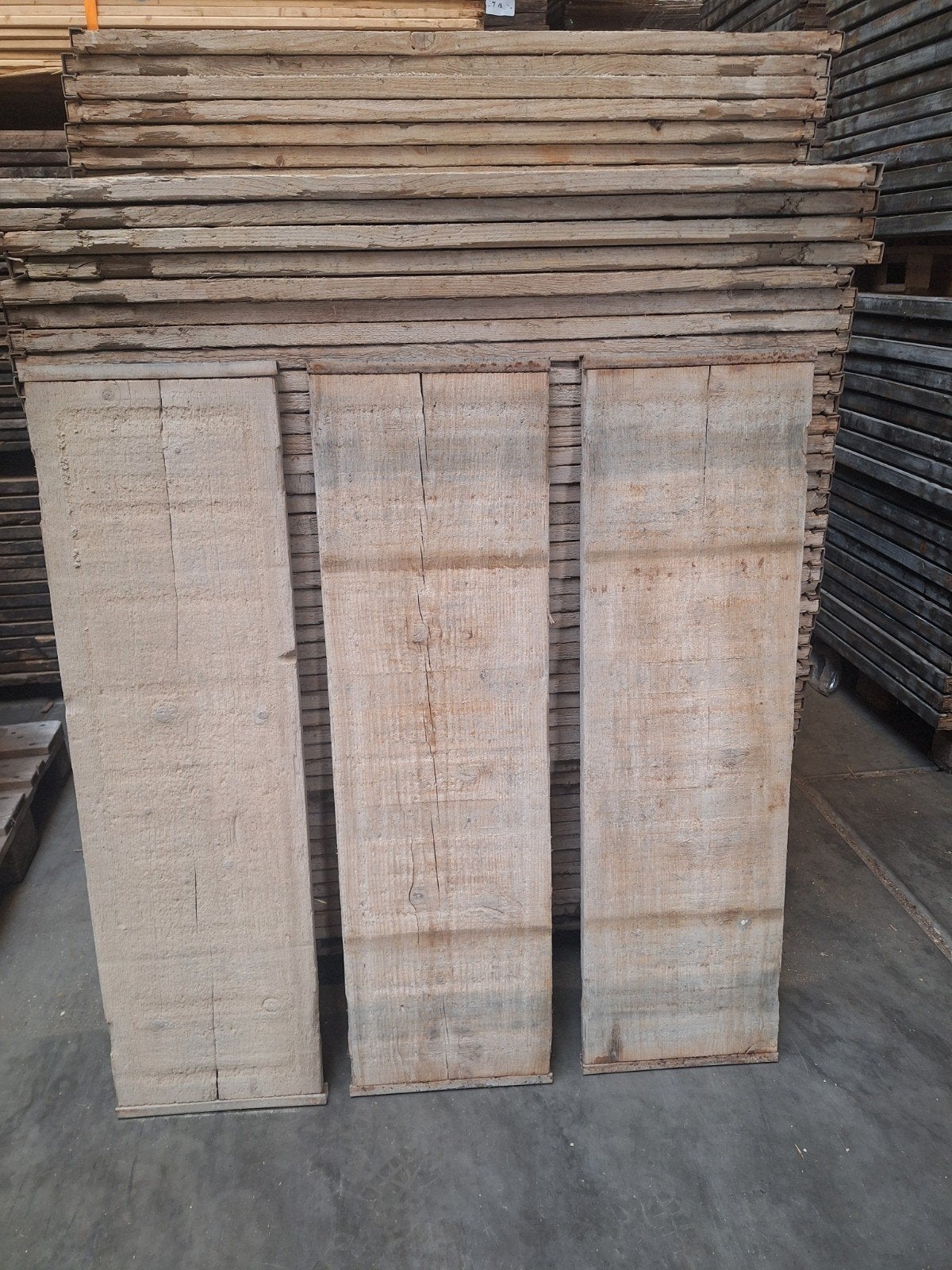 zeer gave oude steenschotten  2,5x31x110 sloophout  vloer, Kanzo handelsonderneming, Ophalen of Verzenden, Velsenstraat  2, Info@kanzohandelsonderneming.nl