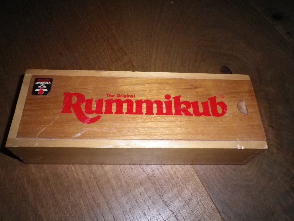 Rummikub kleine houten kist, Hobby en Vrije tijd, Gezelschapsspellen | Bordspellen, Ophalen, Zo goed als nieuw, Goliath