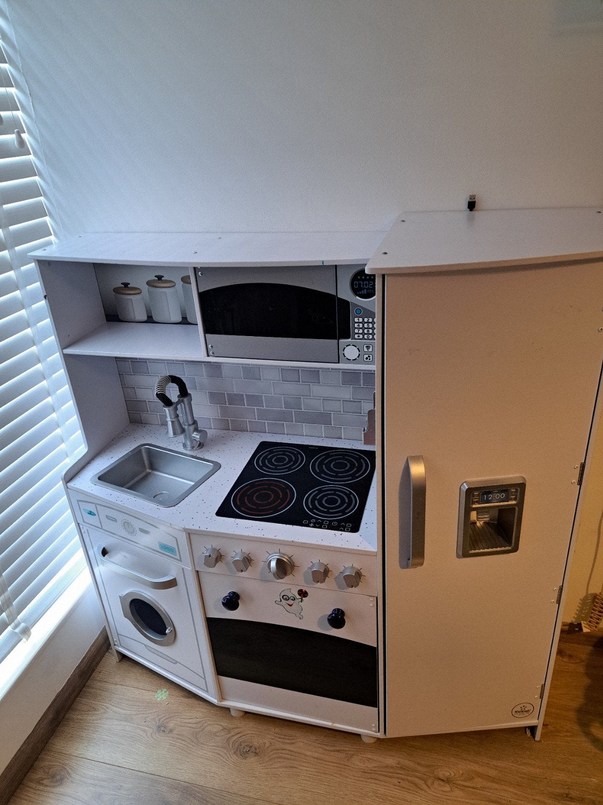 Grote speelkeuken met accessoires en keukengerei, Kinderen en Baby's, Ophalen, Gebruikt, Speelkeuken