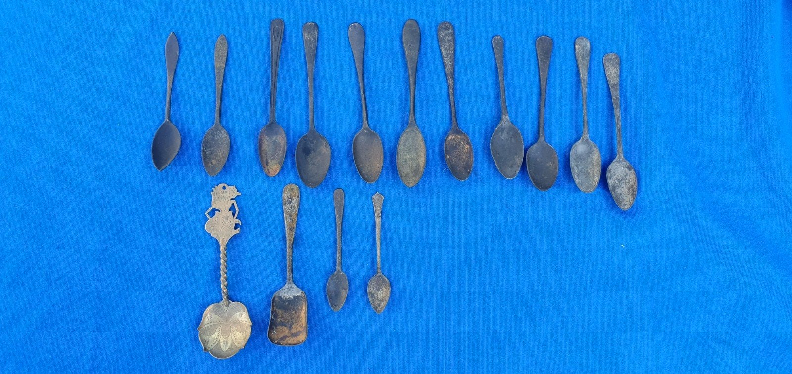 Lot  TINNEN LEPELTJES    18e - 19e eeuw, Ophalen of Verzenden