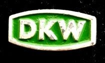 D.K.W. motor speld groen gelakt, Verzenden, Zo goed als nieuw, Transport, Speldje of Pin