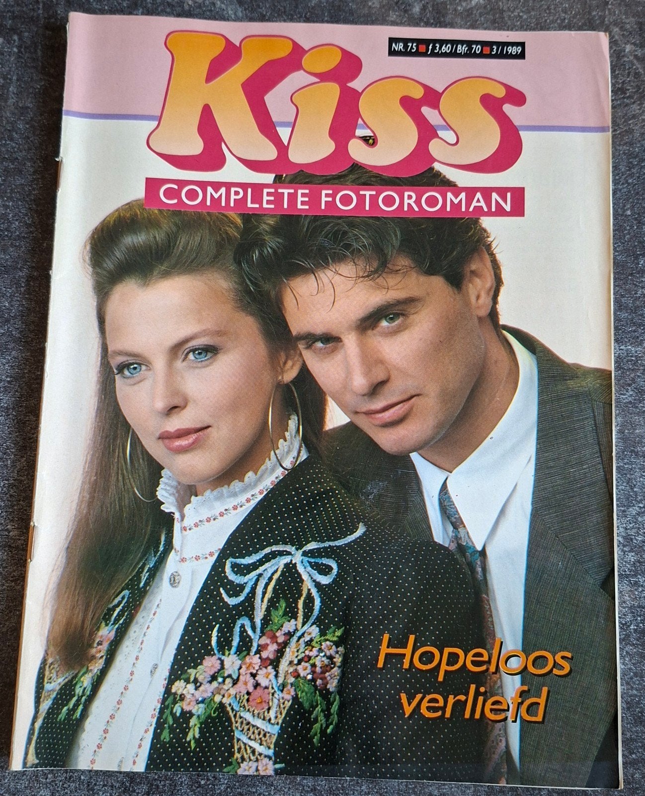Kiss Fotoroman (maandblad) nr 75 (3/1989) Vintage, Ophalen of Verzenden, 1980 tot heden, Tijdschrift
