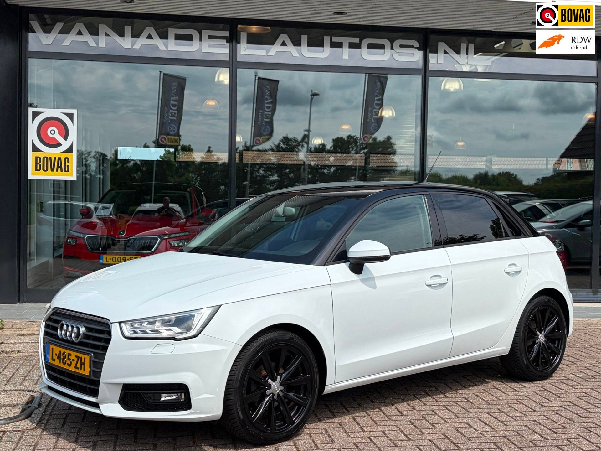 Audi A1 Sportback TFSI Sport S-Line 5Drs Navi Clima Cruise P, Auto's, Audi, Voorwielaandrijving, 95 pk, 4 stoelen, Bedrijf