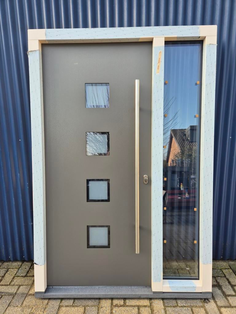 Nieuwe Kömmerling kunstof voordeur!, Doe-het-zelf en Verbouw, Deuren en Horren, Ophalen, Kunststof, Nieuw, Buitendeur