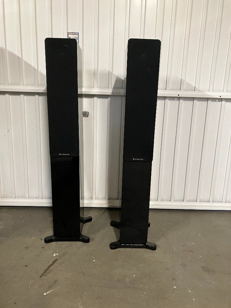 Cambridge Audio versterker en 5 boxen, Gebruikt, 120 watt of meer, Stereo, Ophalen