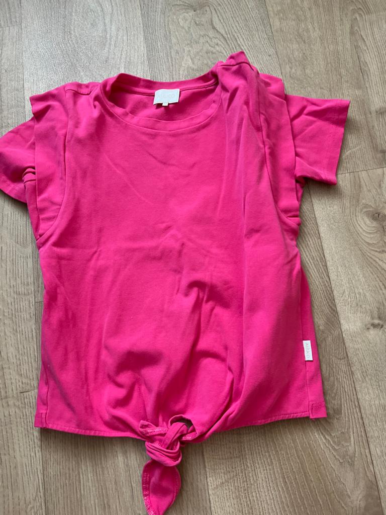 Roze T-shirt met knoopdetail - AI&KO, Ophalen of Verzenden, Zo goed als nieuw, Meisje, Shirt of Longsleeve