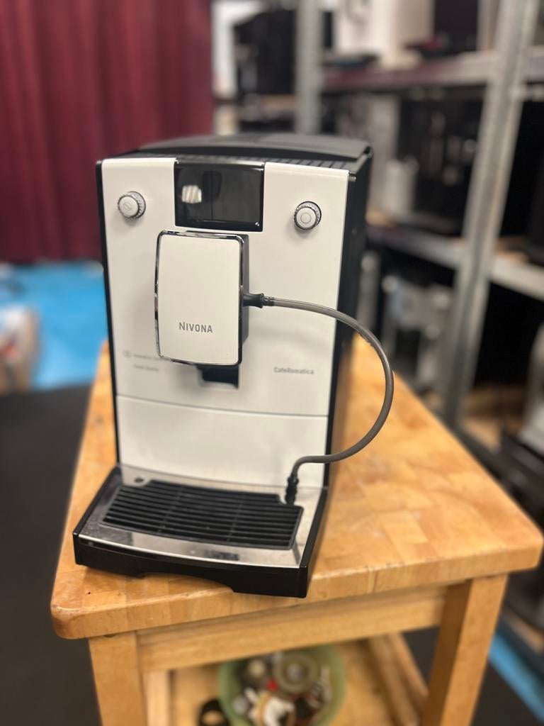 Nivona NICR 788, Afneembaar waterreservoir, Info@nivona.com, 10 kopjes of meer, Koffiemachine