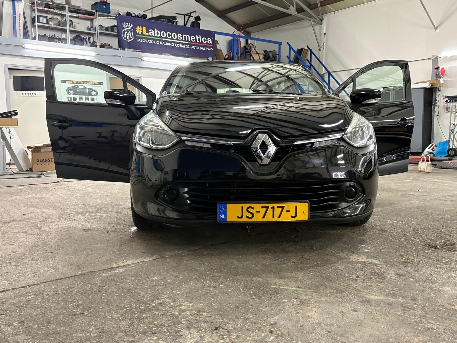 Renault Clio 0.9 TCe Expression 2016  179.338 km Navi&Cruise, Auto's, Voorwielaandrijving, 898 cc, Stof, 40 €/maand