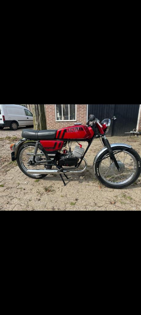 Gerestaureerde Benelli GTV 50 Bromfiets - Candy Appel Red, Ophalen