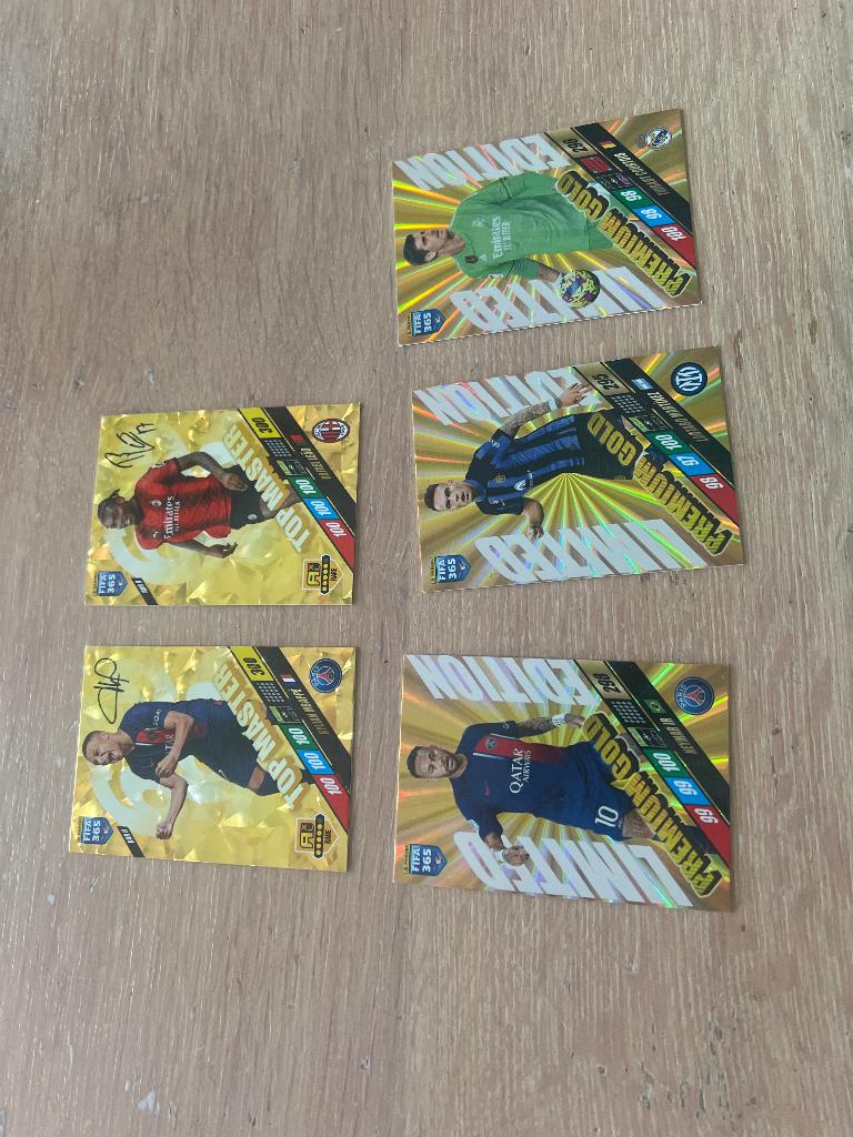Voetbal plaatjes goud, Ophalen of Verzenden, Zo goed als nieuw, Overige binnenlandse clubs, Poster, Plaatje of Sticker