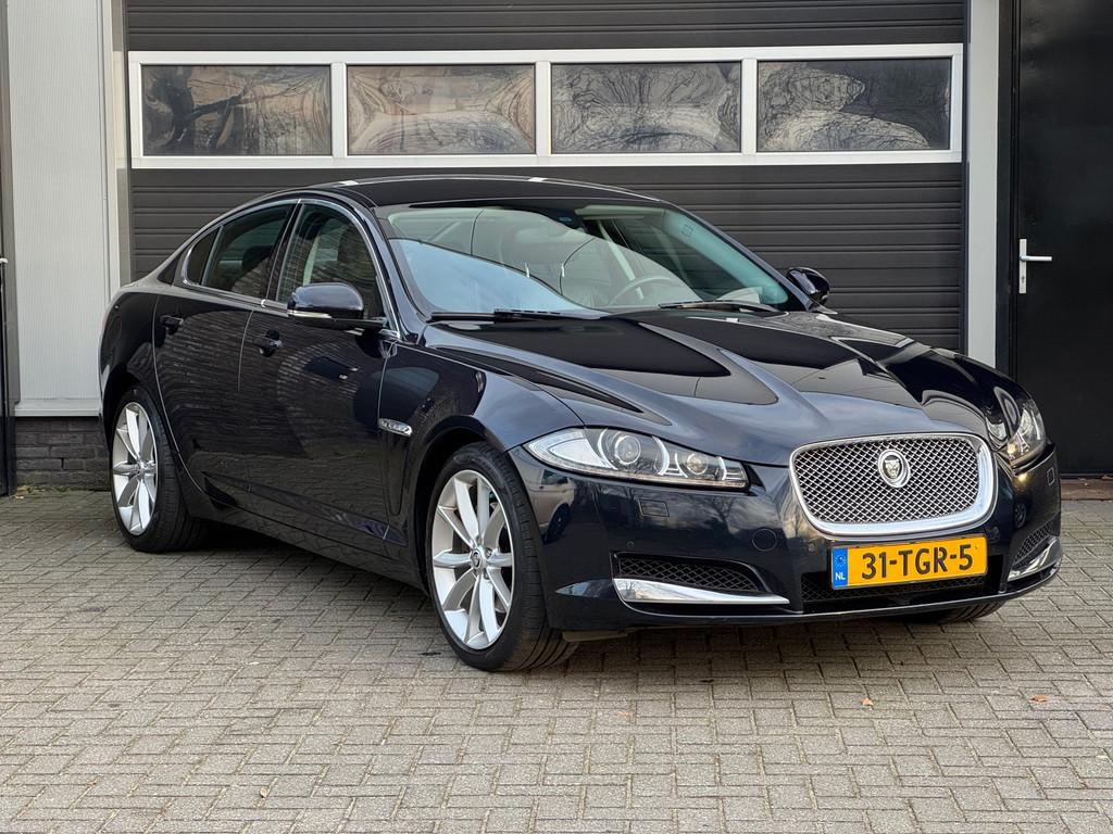 Jaguar XF 2.2D Xenon, Navi, Cruise, Climate Control, NAP, Automaat, Euro 5, Achterwielaandrijving, Gebruikt
