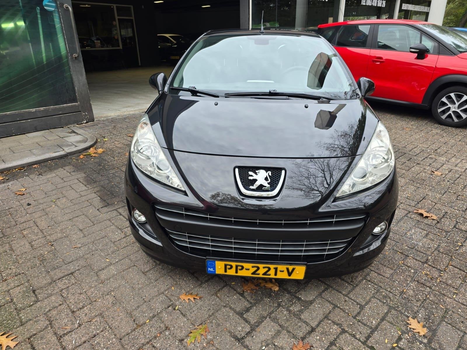 Peugeot 207 CC 1.6 VTi | NIEUWE APK | LEDER | AIRCO | STOELV, Voorwielaandrijving, 15 km/l, Gebruikt, 4 cilinders