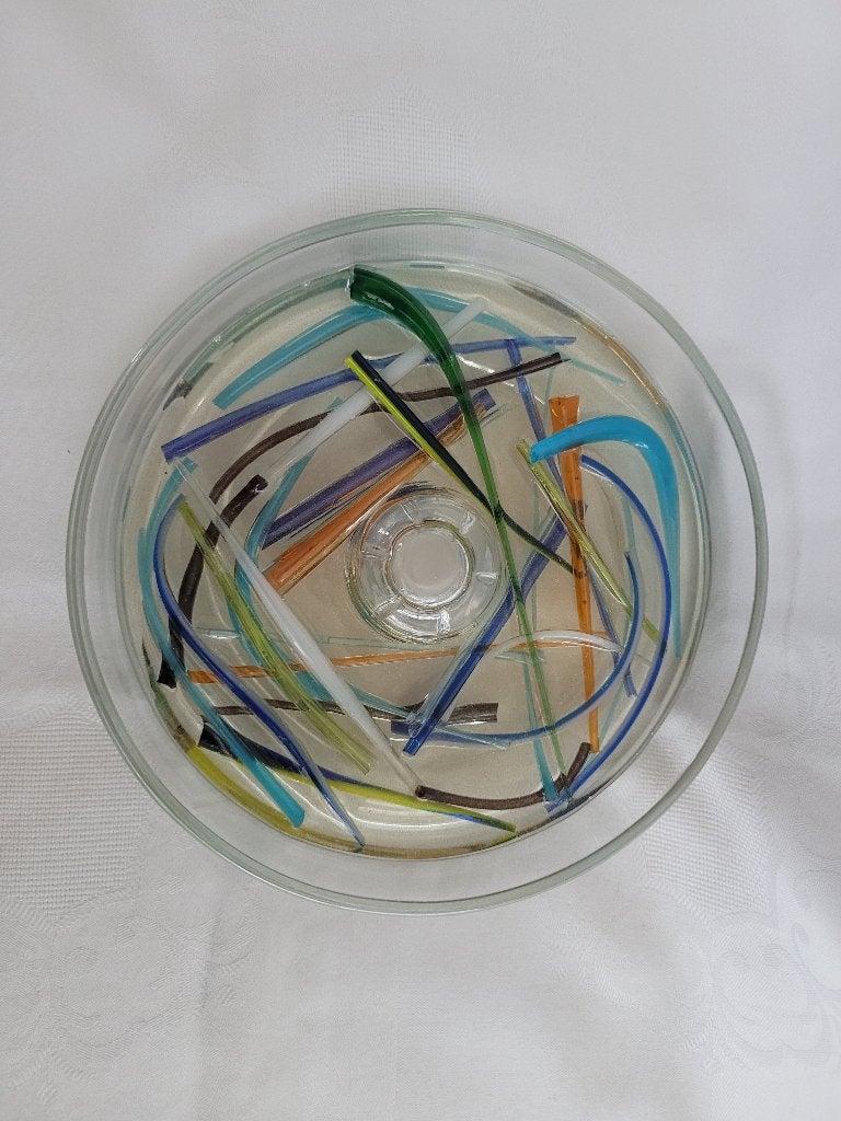 Glazen schaal met staafjes gekleurd glas, Ophalen of Verzenden