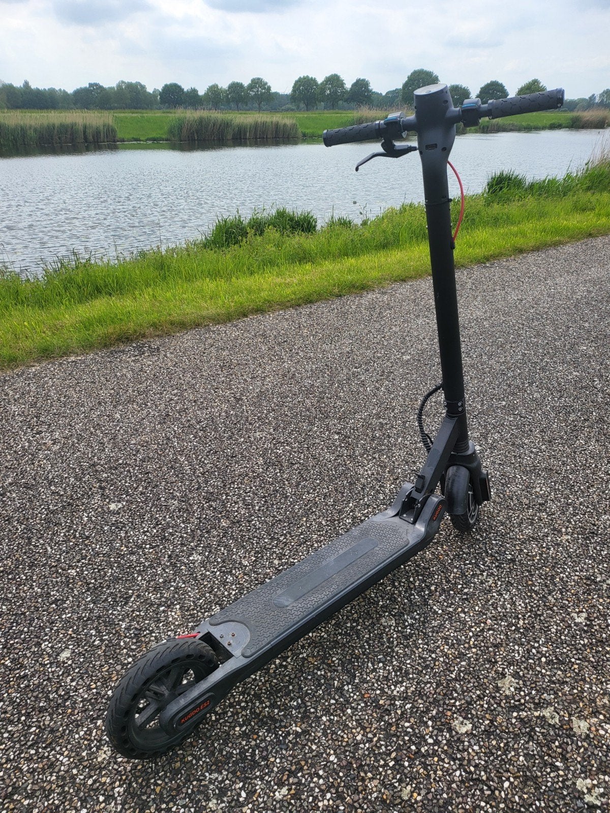 Kugoo es2 elektrisch step, Ophalen, Zo goed als nieuw, Elektrische step (E-scooter), KUGOO