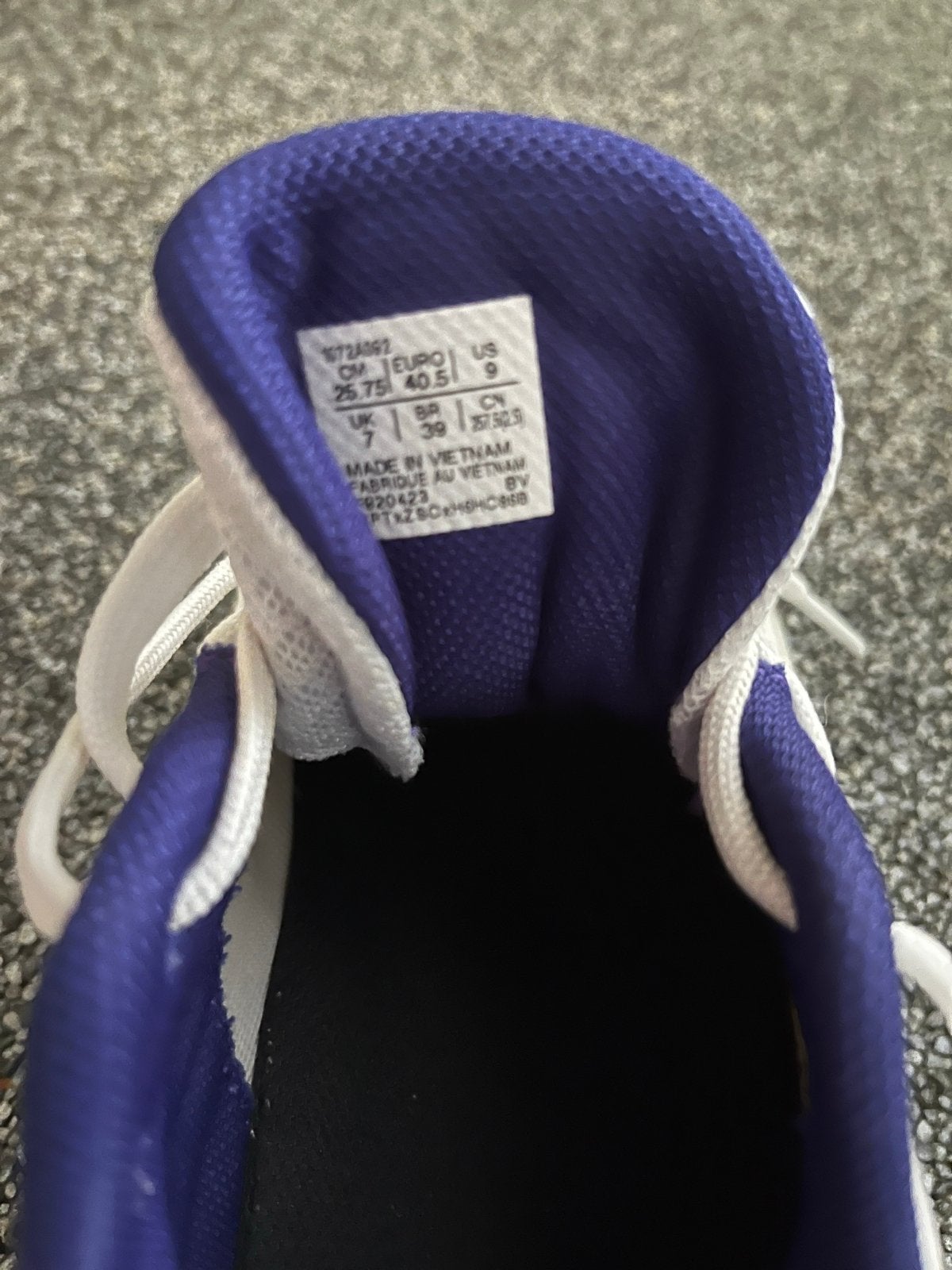 Asics Sportschoenen - Maat 40.5, Ophalen of Verzenden, Nieuw, Wit, Sportschoenen