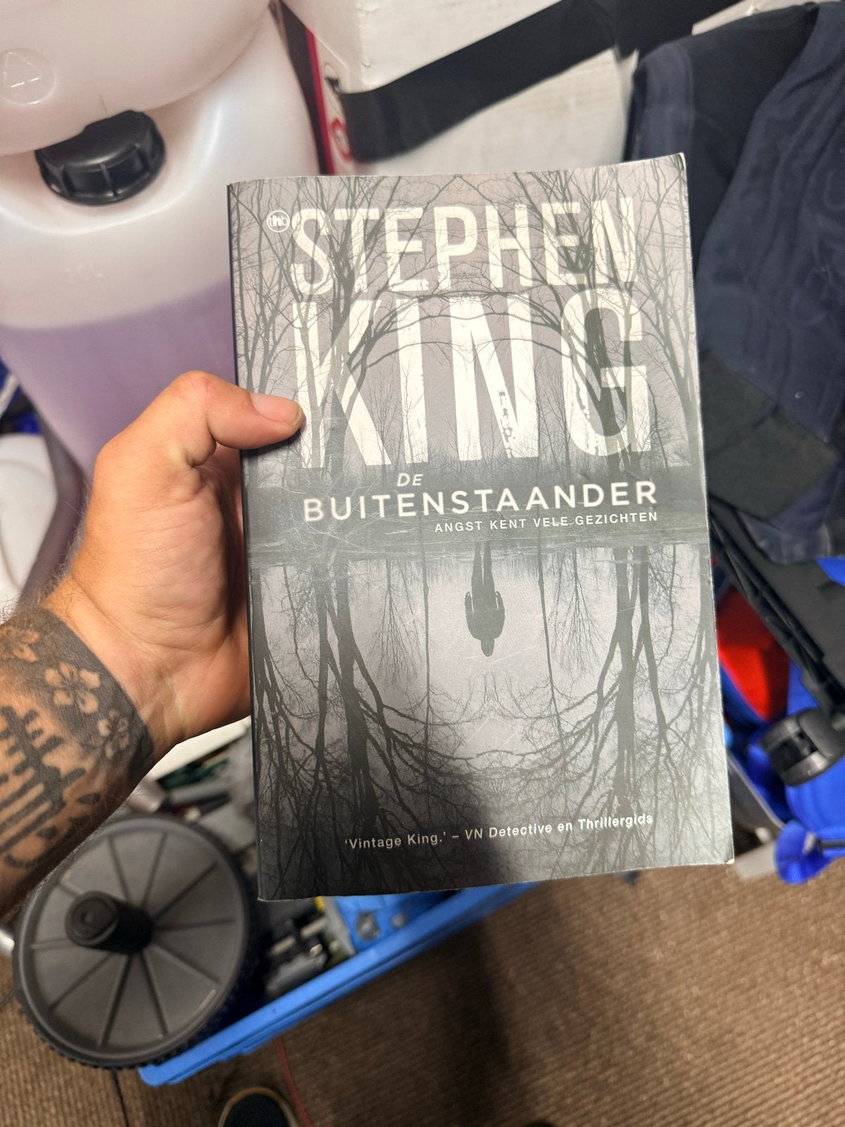 Stephen King - De Buitenstaander (paperback), Boeken, Ophalen of Verzenden, Gelezen, Nederland