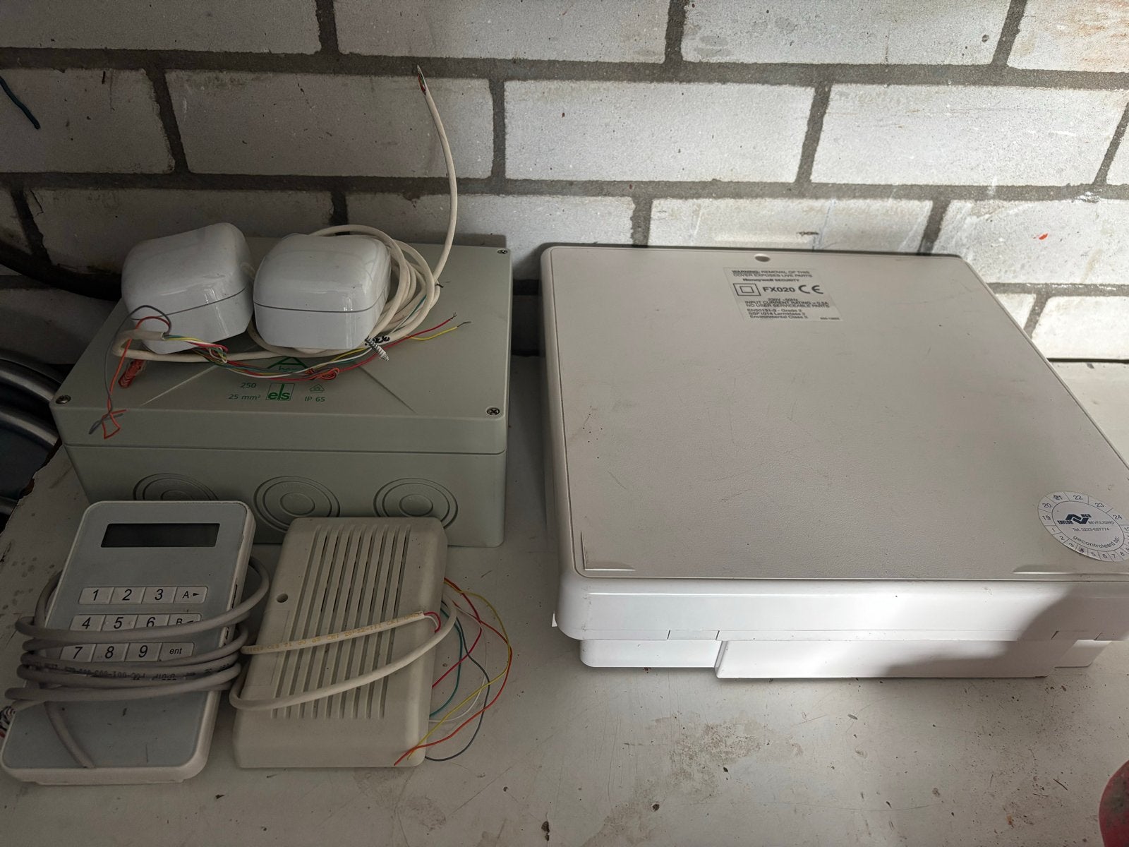 Honeywel Galaxy Flex FX020 alarmsysteem + Emizon 21 compleet, Ophalen, Compleet systeem, Draadloos, Beweging