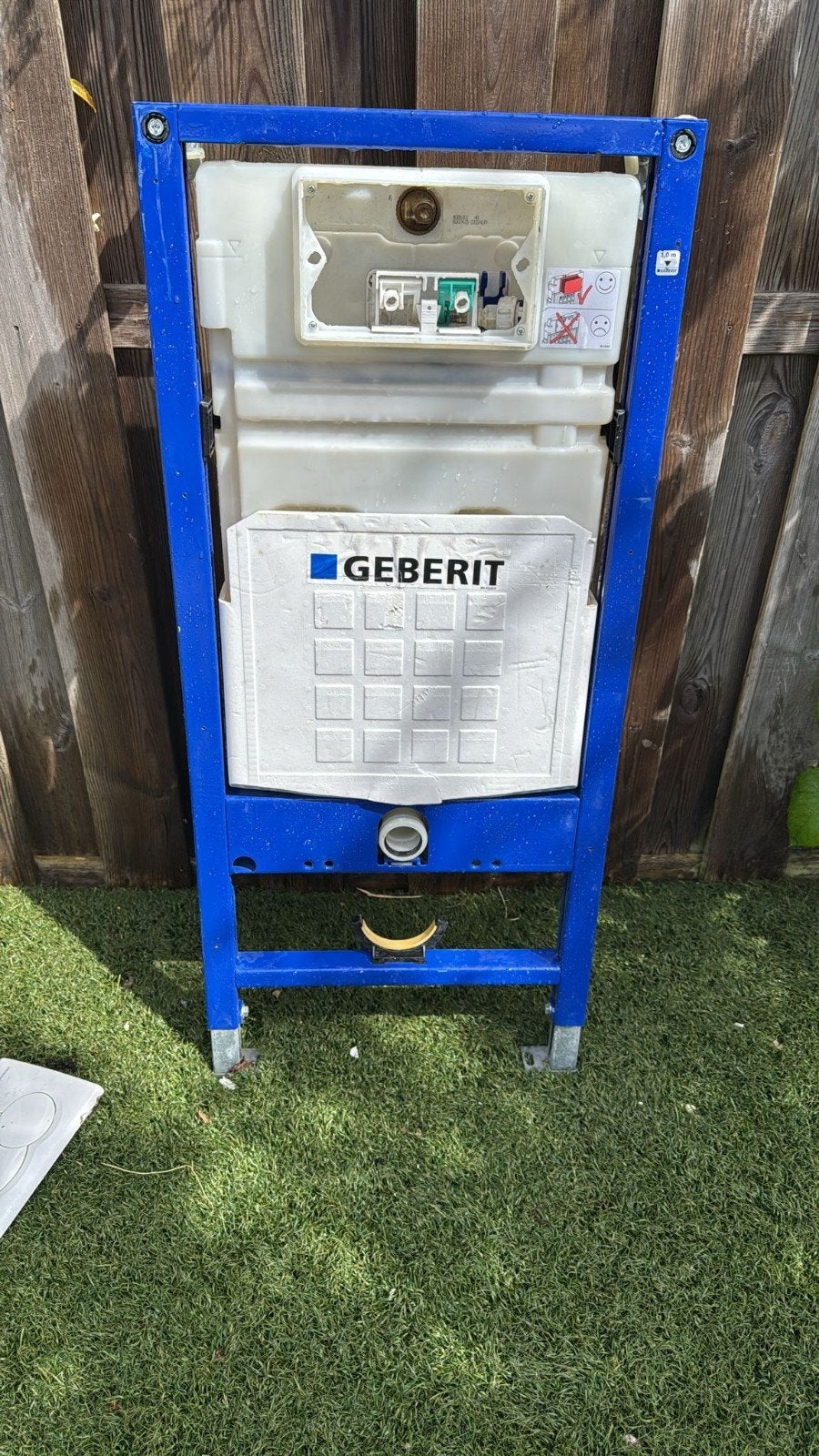 Geberit inbouwreservoir voor wandcloset, Doe-het-zelf en Verbouw, Sanitair, Ophalen, Gebruikt, Toilet