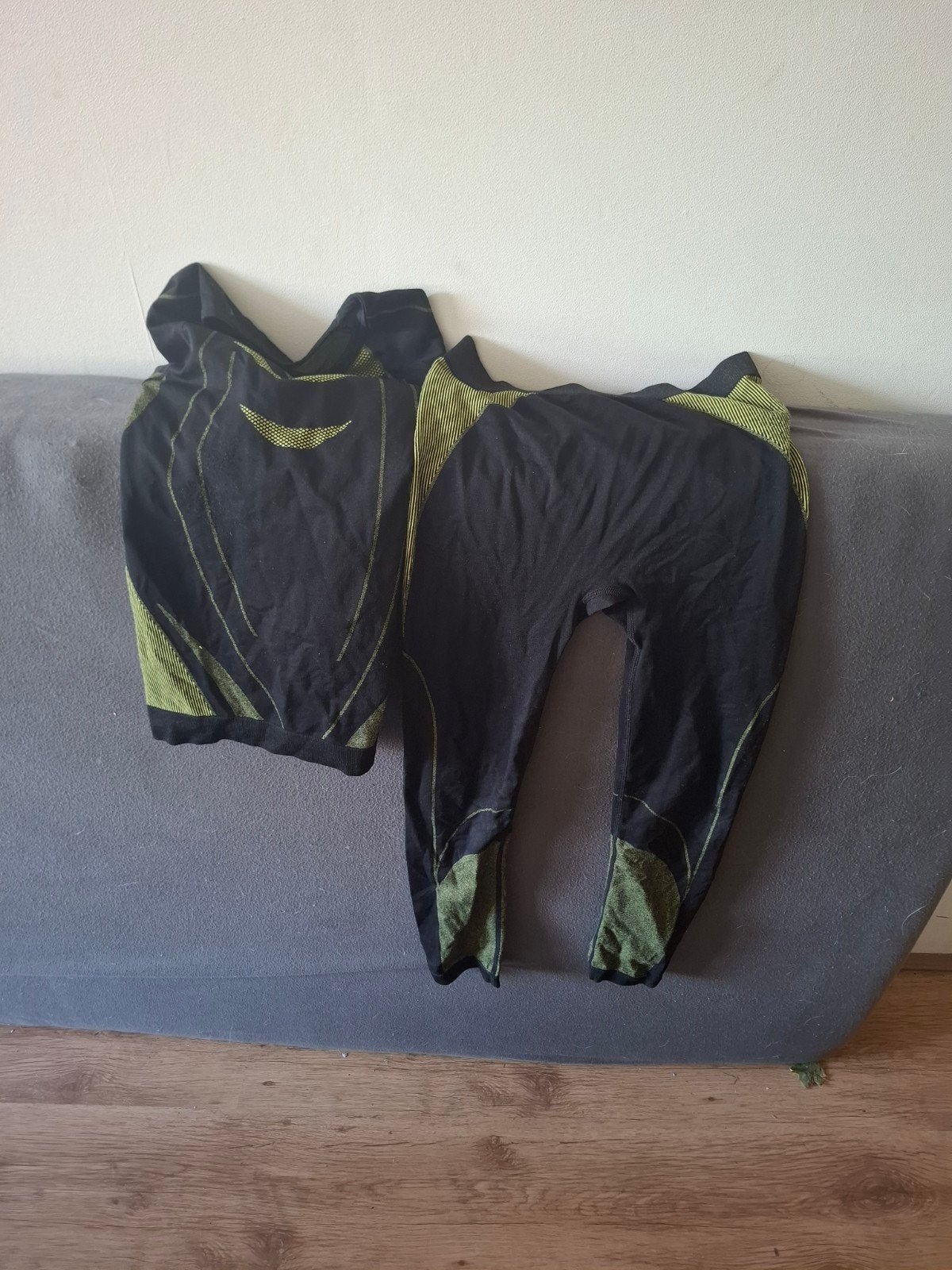 2 sets thermokleding voor sport, maat 130/134-140, Kinderen en Baby's, Ophalen of Verzenden, Gebruikt, ONTSport-Export GmbH, Jongen of Meisje