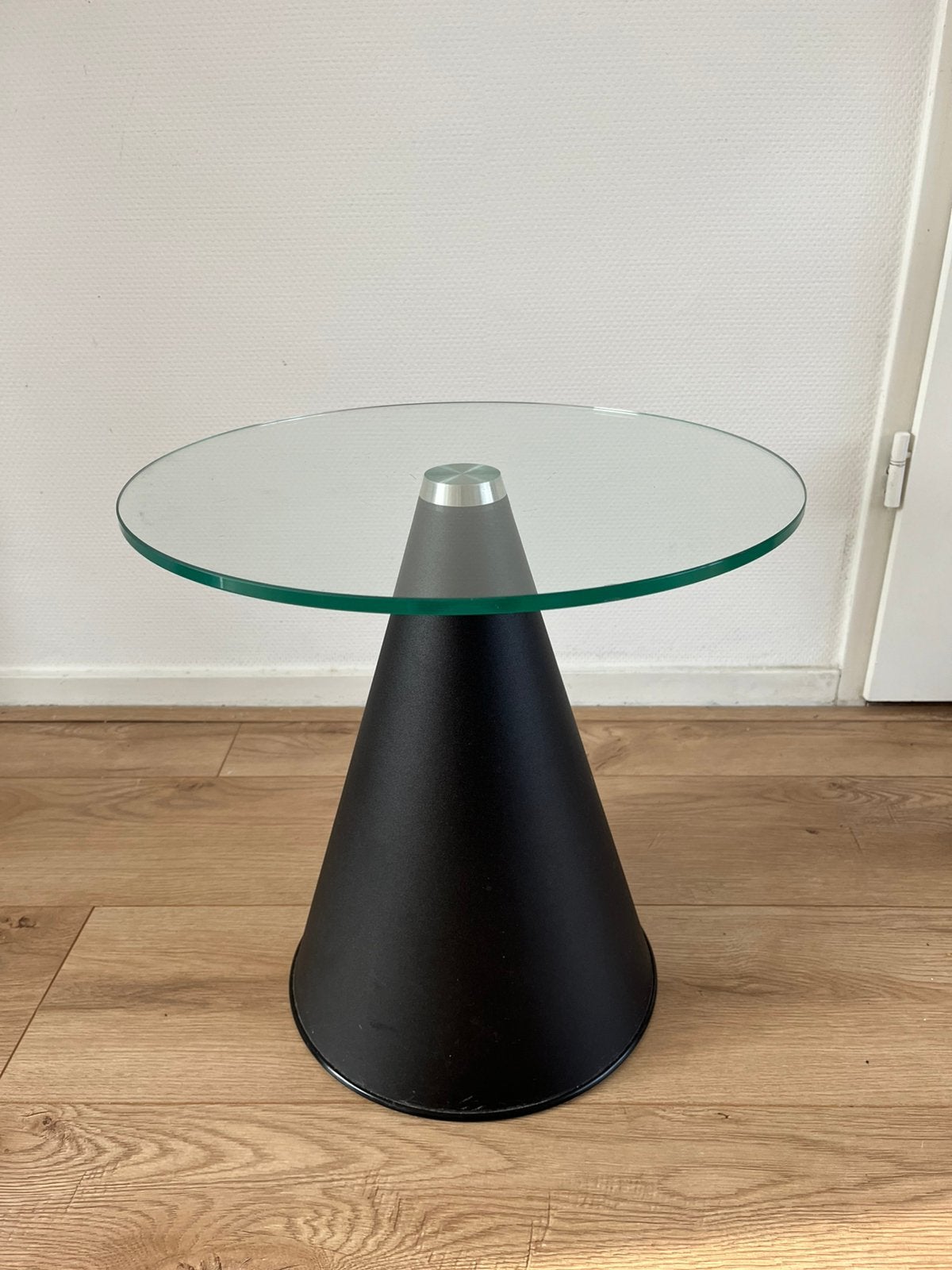 Harvink bijzetrafeltje model Clou IGST., Ophalen, Minder dan 45 cm, Minder dan 55 cm, Gebruikt