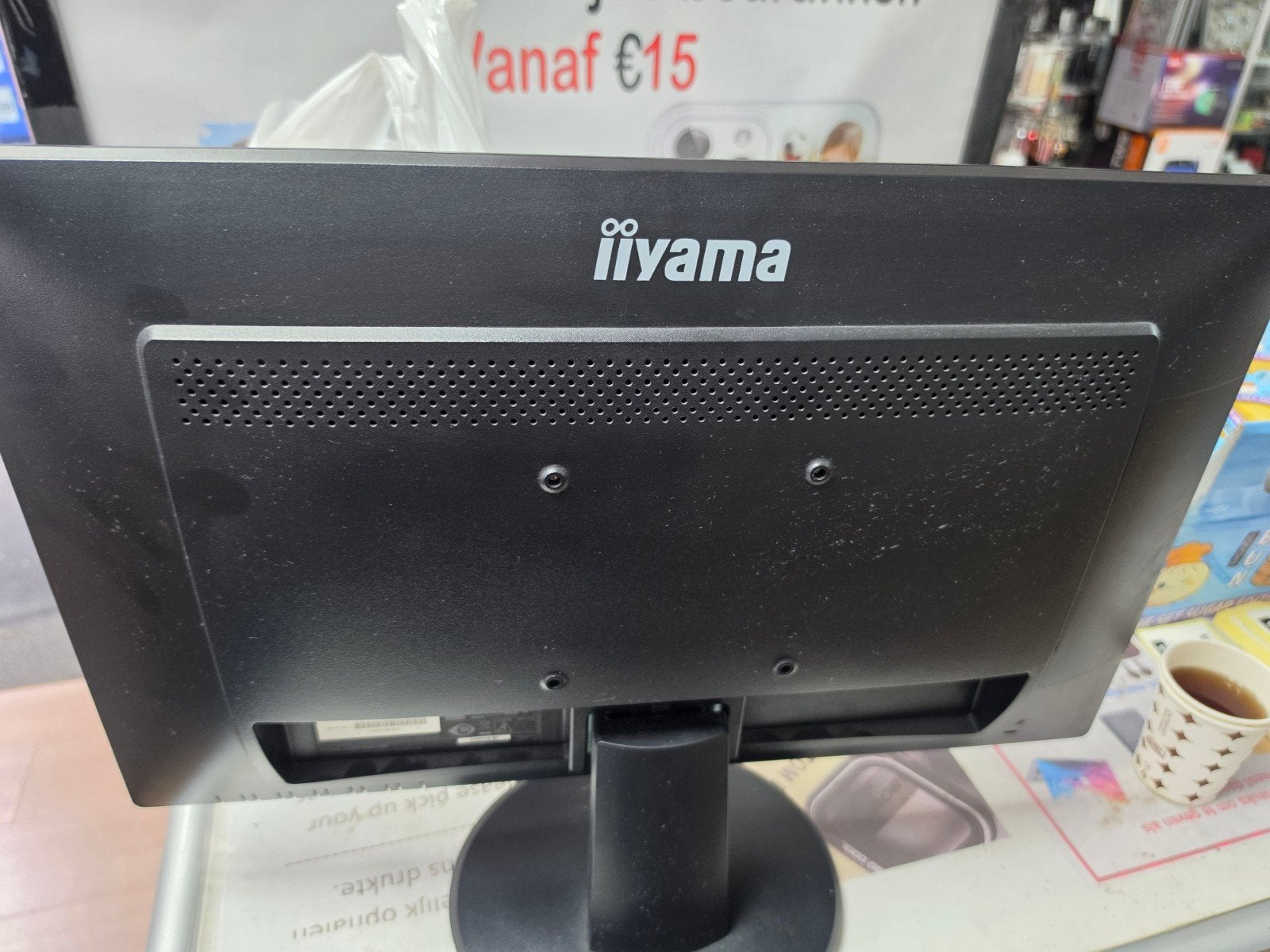 iiyama Monitor beeldscherm 22 INCH, Computers en Software, Monitoren, Ophalen, Zo goed als nieuw, LED