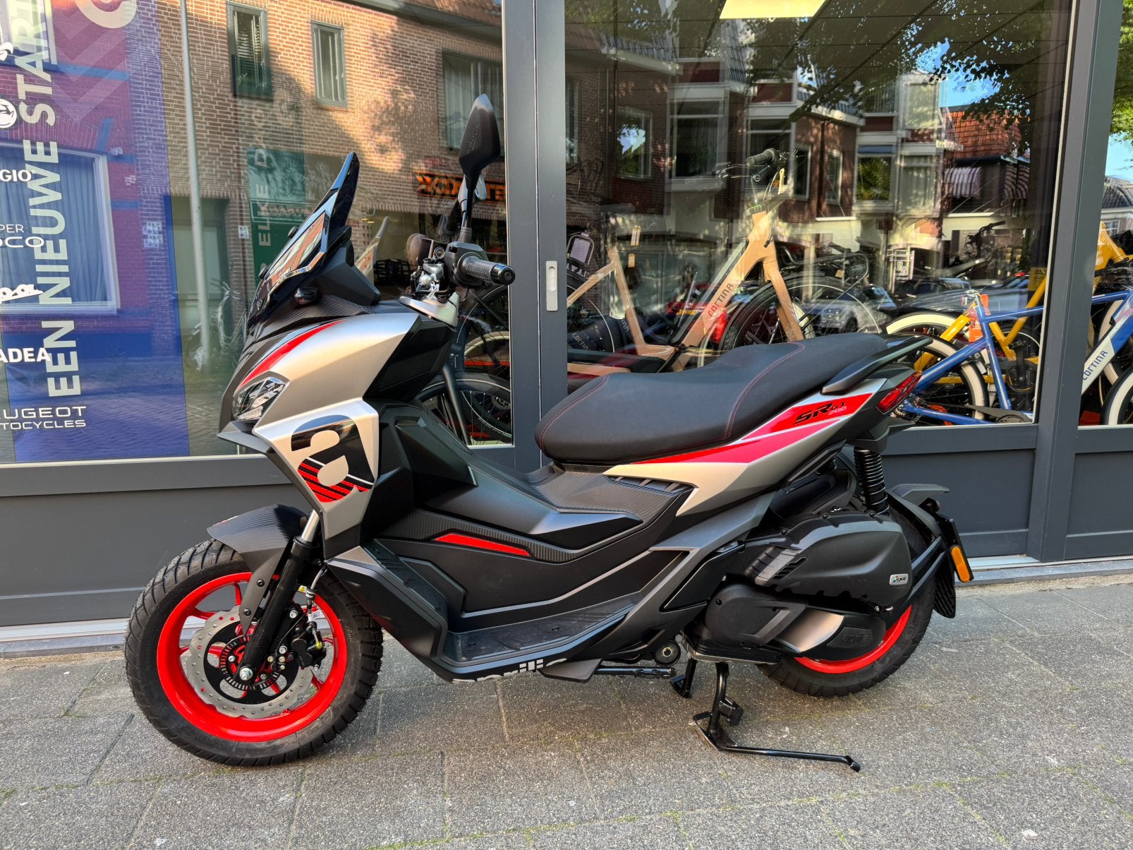 Aprilia SR GT 200 | Nieuw | €1000 Voordeel | 4jr Garantie, Scooter, Aprilia - Official Dealer Schakelaar Zwolle, Nieuw, Bedrijf
