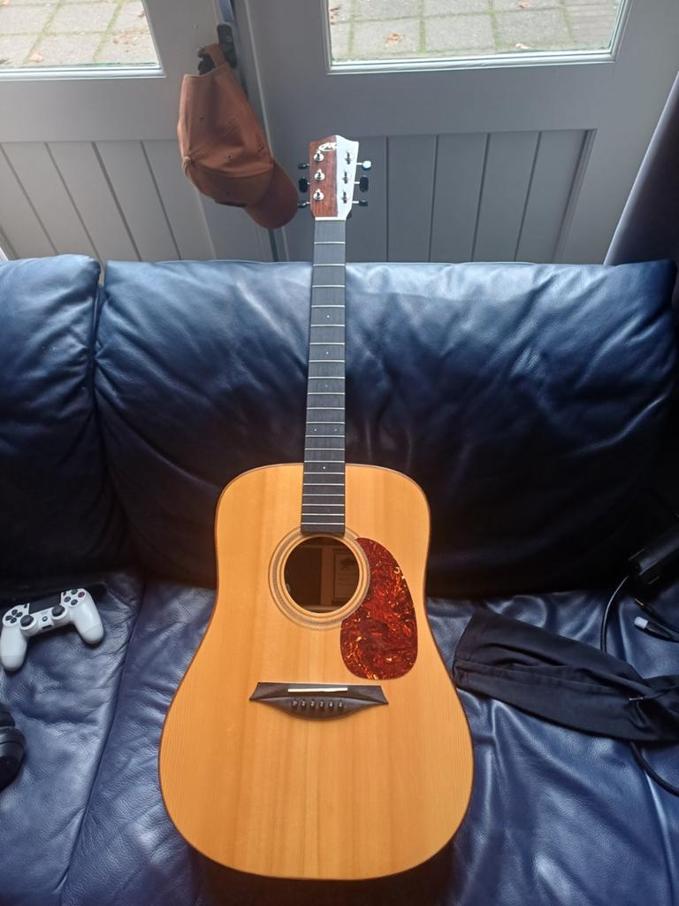 Akoestische gitaar Mayson, Ophalen, Zo goed als nieuw, Western- of Steelstringgitaar, Met (piezo-)element