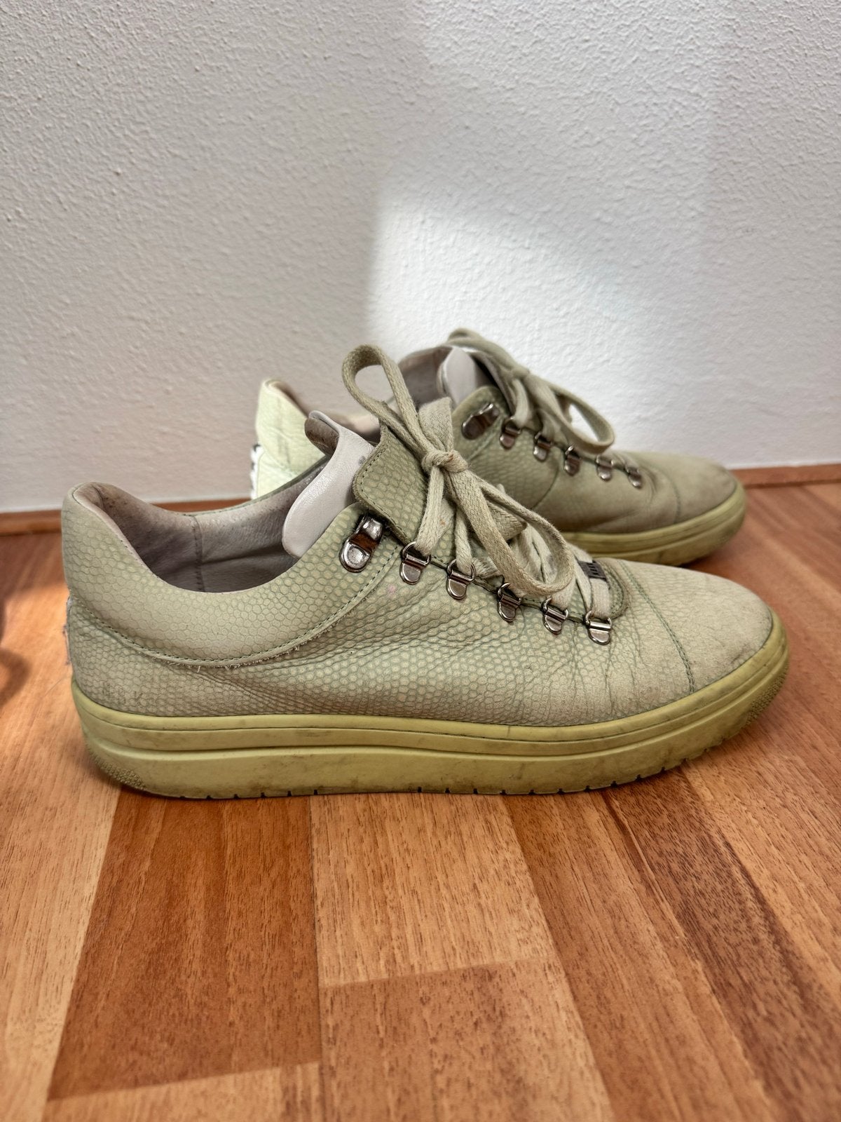 Nubikk dames sneakers - lichtgroen leer - maat 38, Kleding | Dames, Ophalen of Verzenden, Sneakers of Gympen, Gedragen, Groen