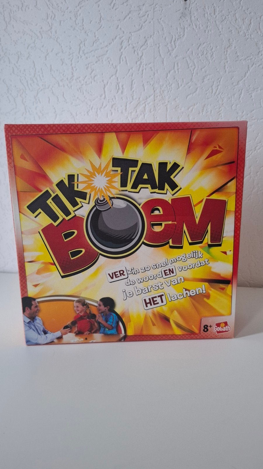 Tik Tak Boem - Het explosieve woordspel voor jong en oud, Vijf spelers of meer, Ophalen of Verzenden, Zo goed als nieuw, Goliath