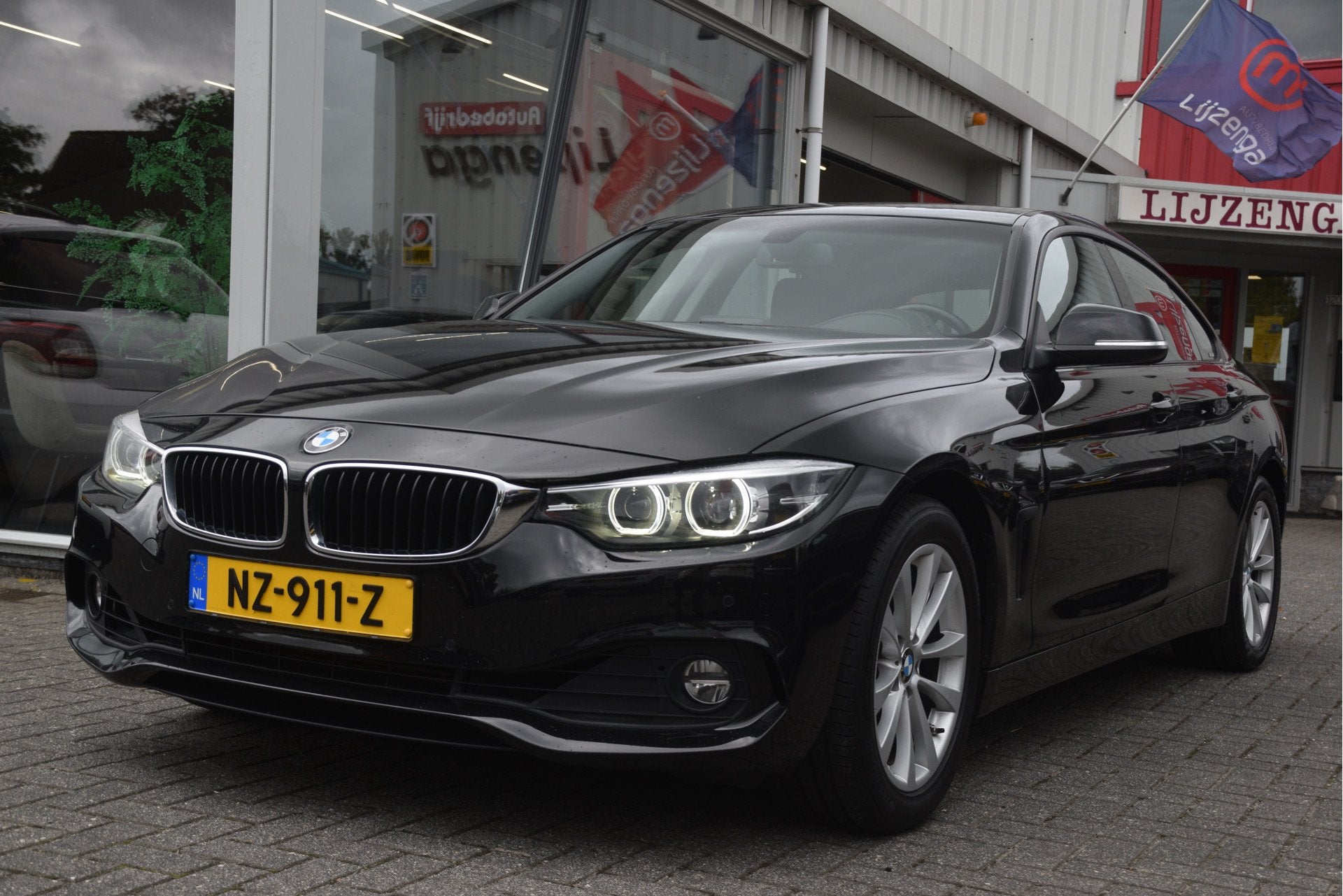 BMW 4 Serie Gran Coupé 418i Executive Carplay | Stoelverw., Auto's, Automaat, Gebruikt, Euro 6, Met garantie (alle)