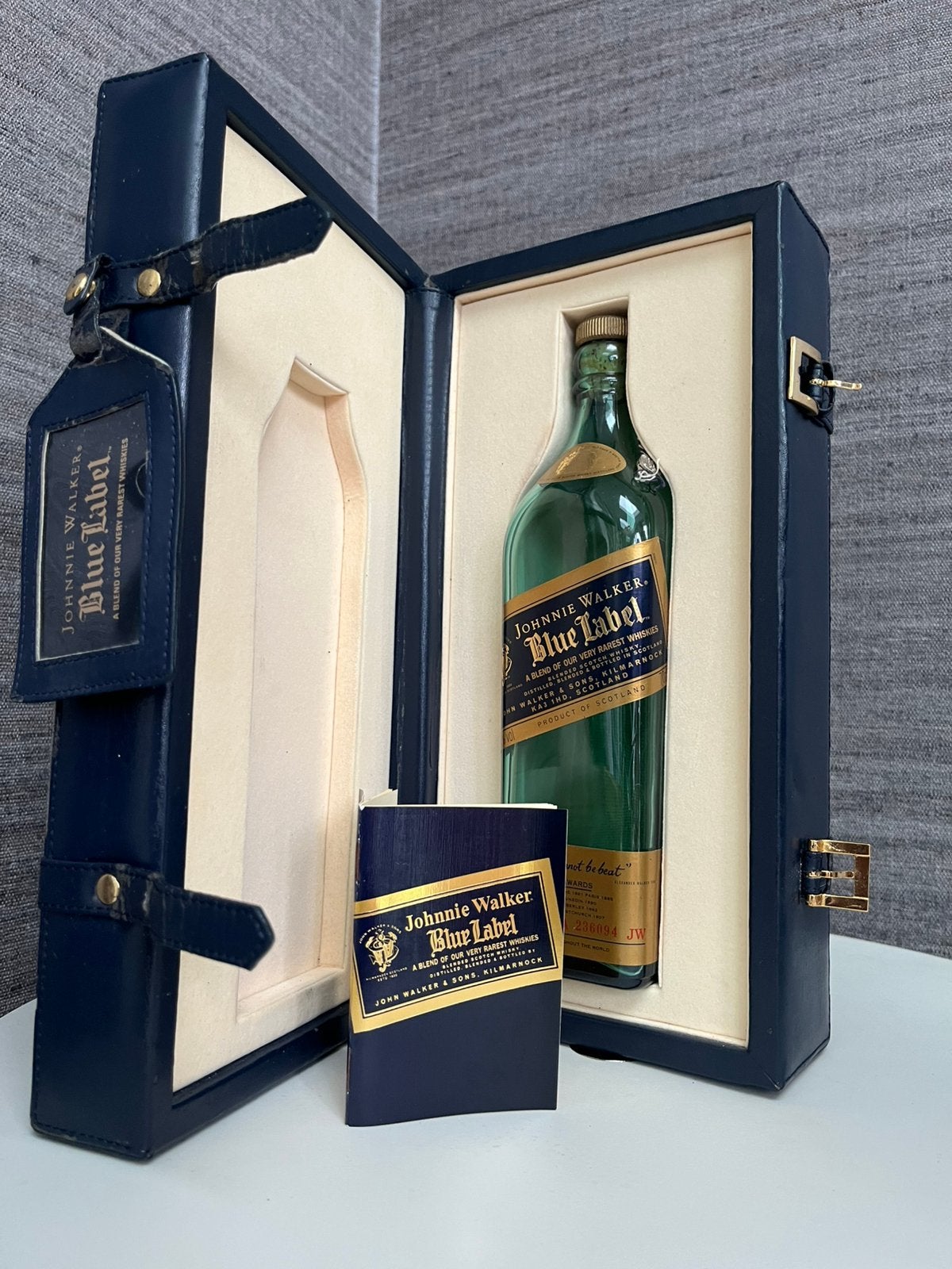 Johnnie Walker blue label leather case, Verzenden, Handgemaakt, Blauw, Overige typen