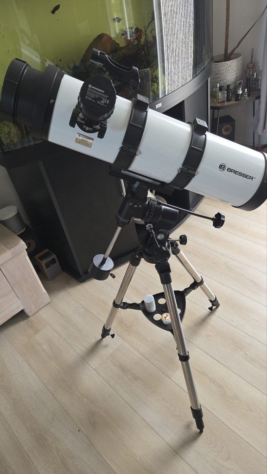 Bresser Spiegeltelescoop met Statief en Wifi Camera, 80 tot 200 mm, Met statief, Zo goed als nieuw, Spiegeltelescoop (reflector)