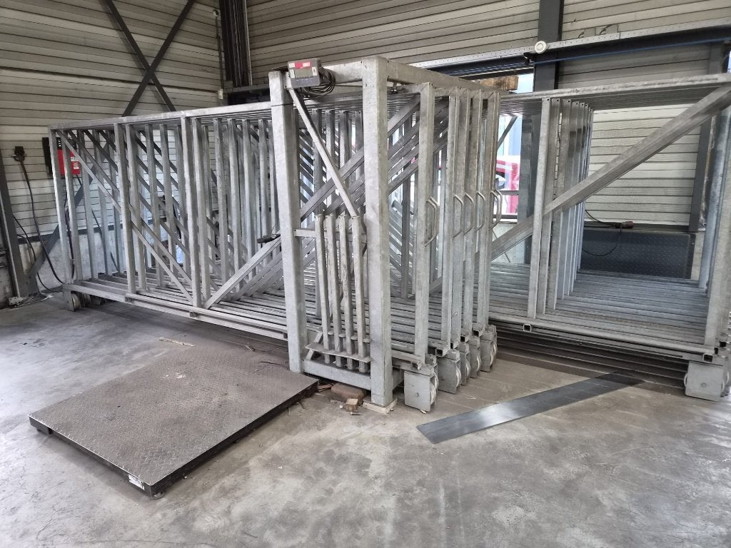 Platenstelling/platenrek met 20 ''lades'', Ophalen, Zo goed als nieuw, Overige metalen