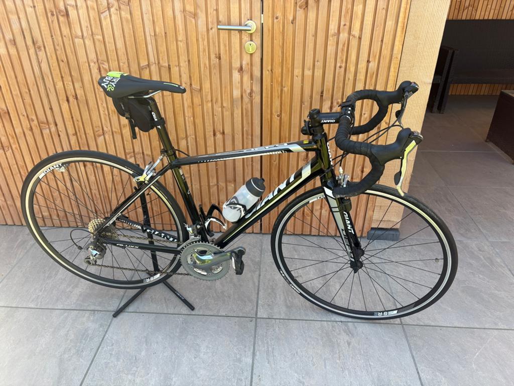 Giant Defy 2 – maat S – nette sportieve racefiets, Fietsen en Brommers, Fietsen | Racefietsen, Zo goed als nieuw, Giant, Meer dan 20 versnellingen