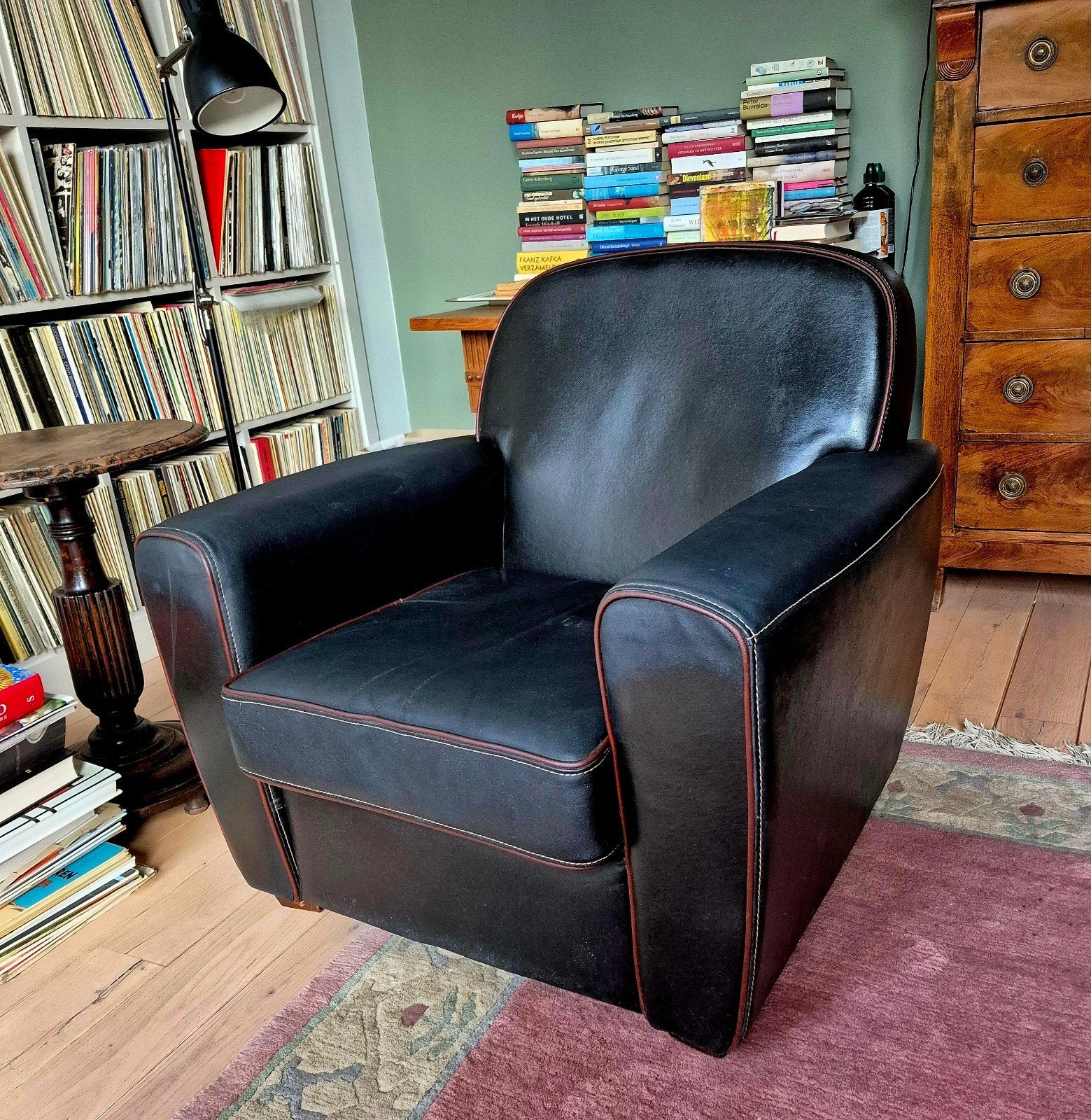 Comfortabele leren fauteuil, bruinzwart met bruine bies, Huis en Inrichting, Ophalen, Gebruikt, Minder dan 75 cm, Leer