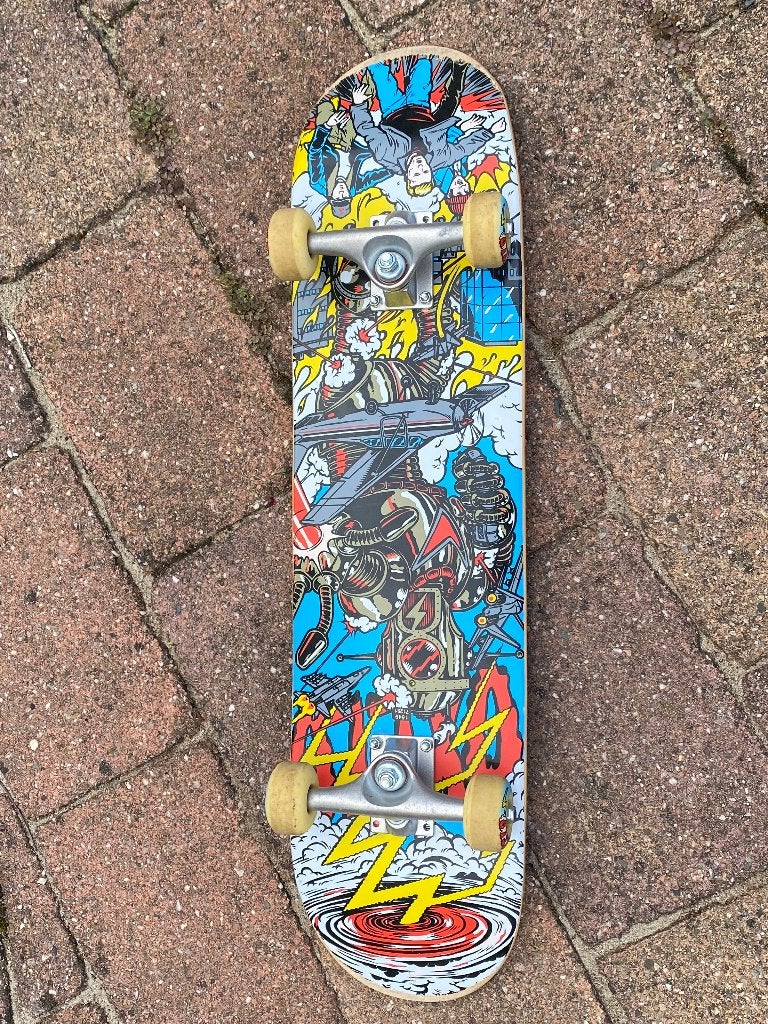 Skateboard met beschermmaterialen, Ophalen, Zo goed als nieuw, Skateboard