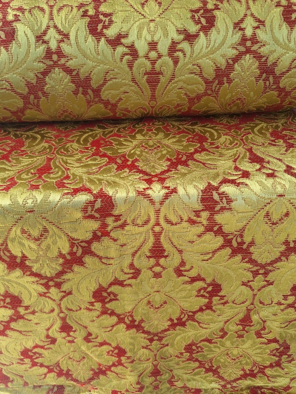 Decoratieve stof rood/goud met barokpatroon, Ophalen, Overige materialen, Gebruikt, Meerkleurig
