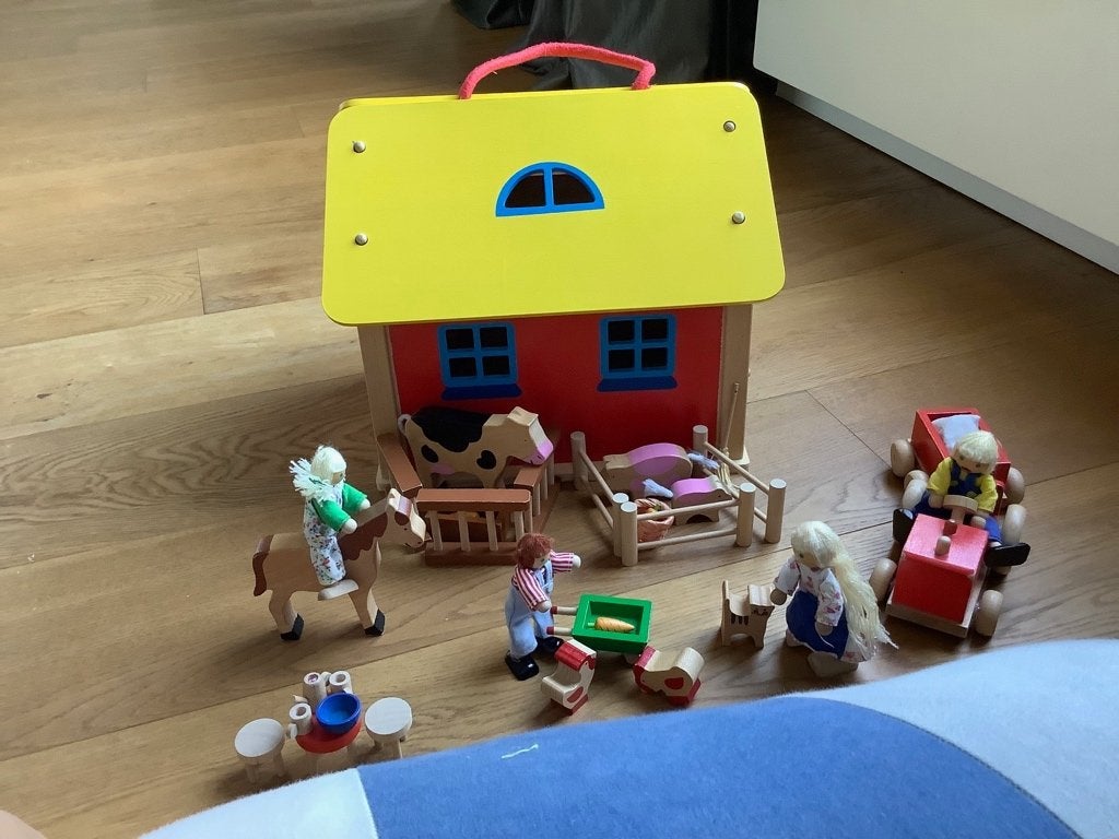 Goki boerderij hout met poppetjes en attributen, Kinderen en Baby's, Speelgoed | Kinderpuzzels, Gebruikt, 10 tot 50 stukjes, Ophalen of Verzenden