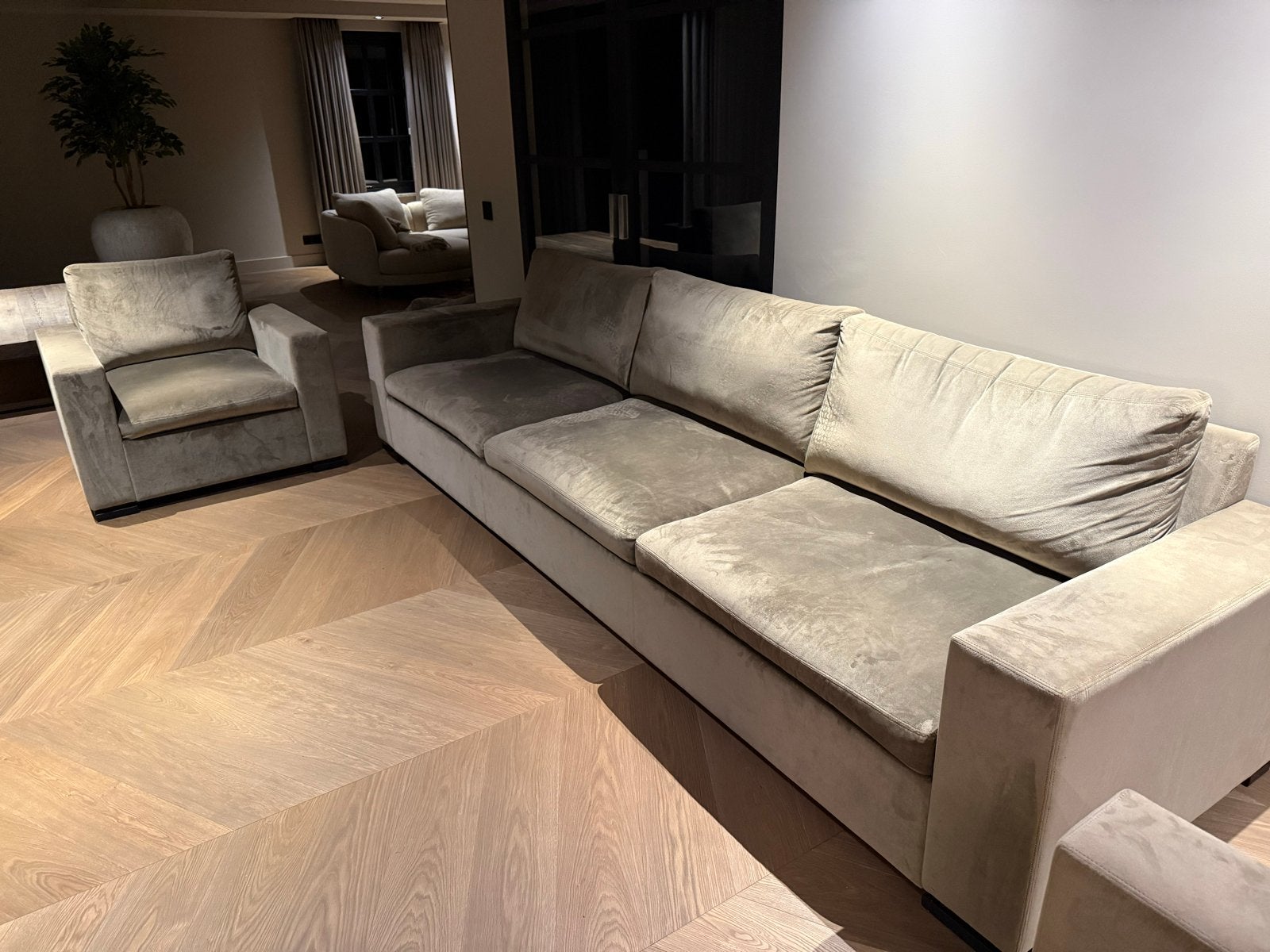 Luxe 3-zits bank en fauteuil set in taupe velours, Ophalen, 250 tot 300 cm, Gebruikt, 100 tot 125 cm