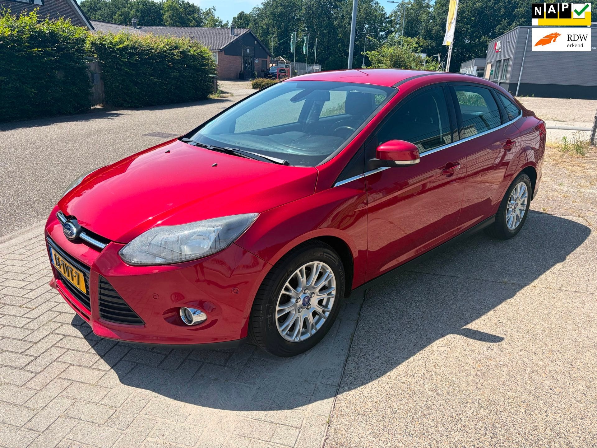 Ford Focus 1.6 EcoBoost Lease Titanium, Gebruikt, 4 cilinders, 150 pk, Origineel Nederlands