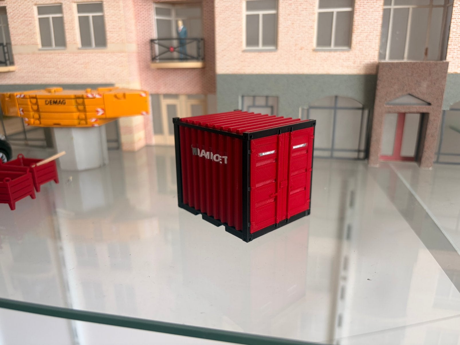 Mammoet 10ft container, Ophalen of Verzenden, Zo goed als nieuw, Hout