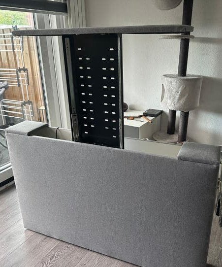 Foto 2 van Elektrische TV-lift/houder voor bed - Grijs