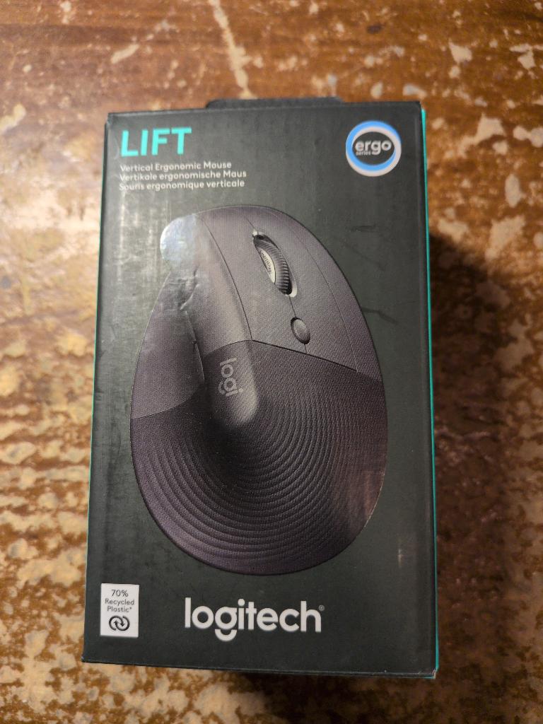 Logitech Lift, Computers en Software, Muizen, Ophalen of Verzenden, Zo goed als nieuw, Muis