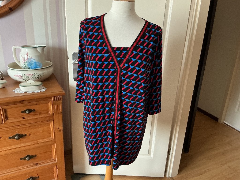 Rood/blauwe tuniek van Yoek. Maat L=46-48, Kleding | Dames, Yoek, Blouse of Tuniek, Ophalen of Verzenden, Zo goed als nieuw