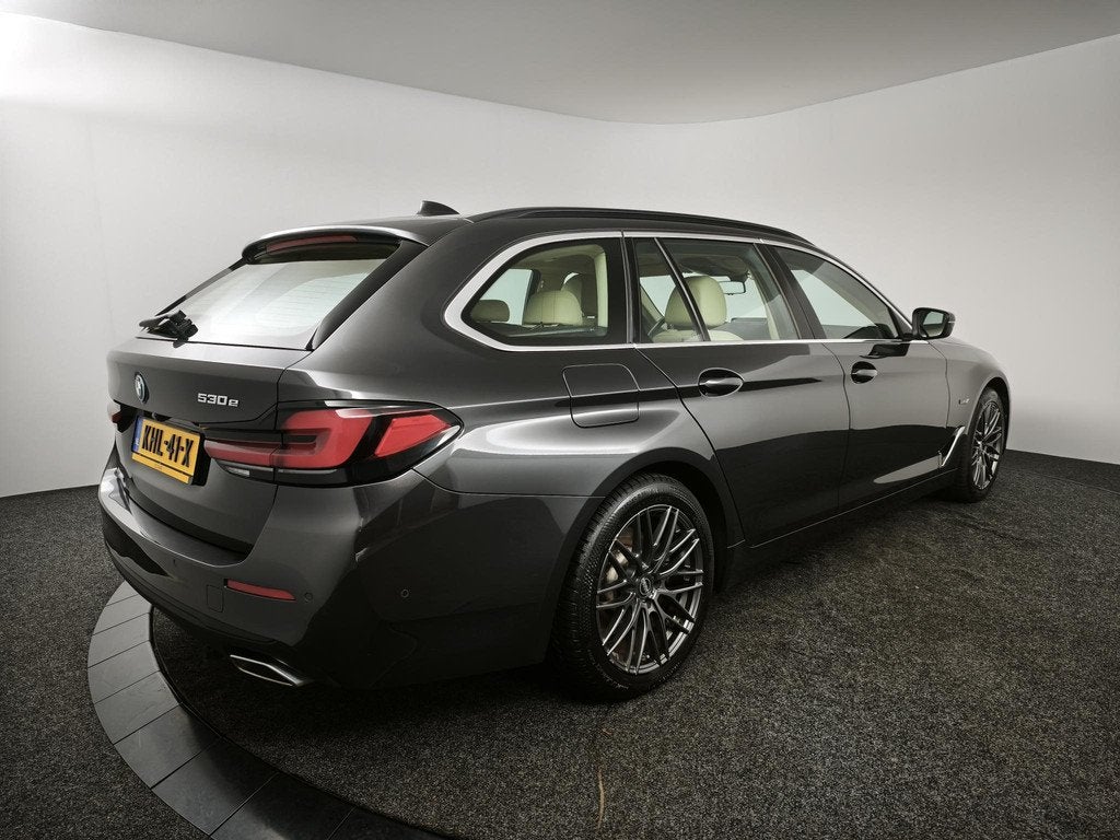 BMW 5-serie Touring 530e Business Edition Plus 292PK | Cruis, Auto's, BMW, 1998 cc, Achterwielaandrijving, Gebruikt, 4 cilinders