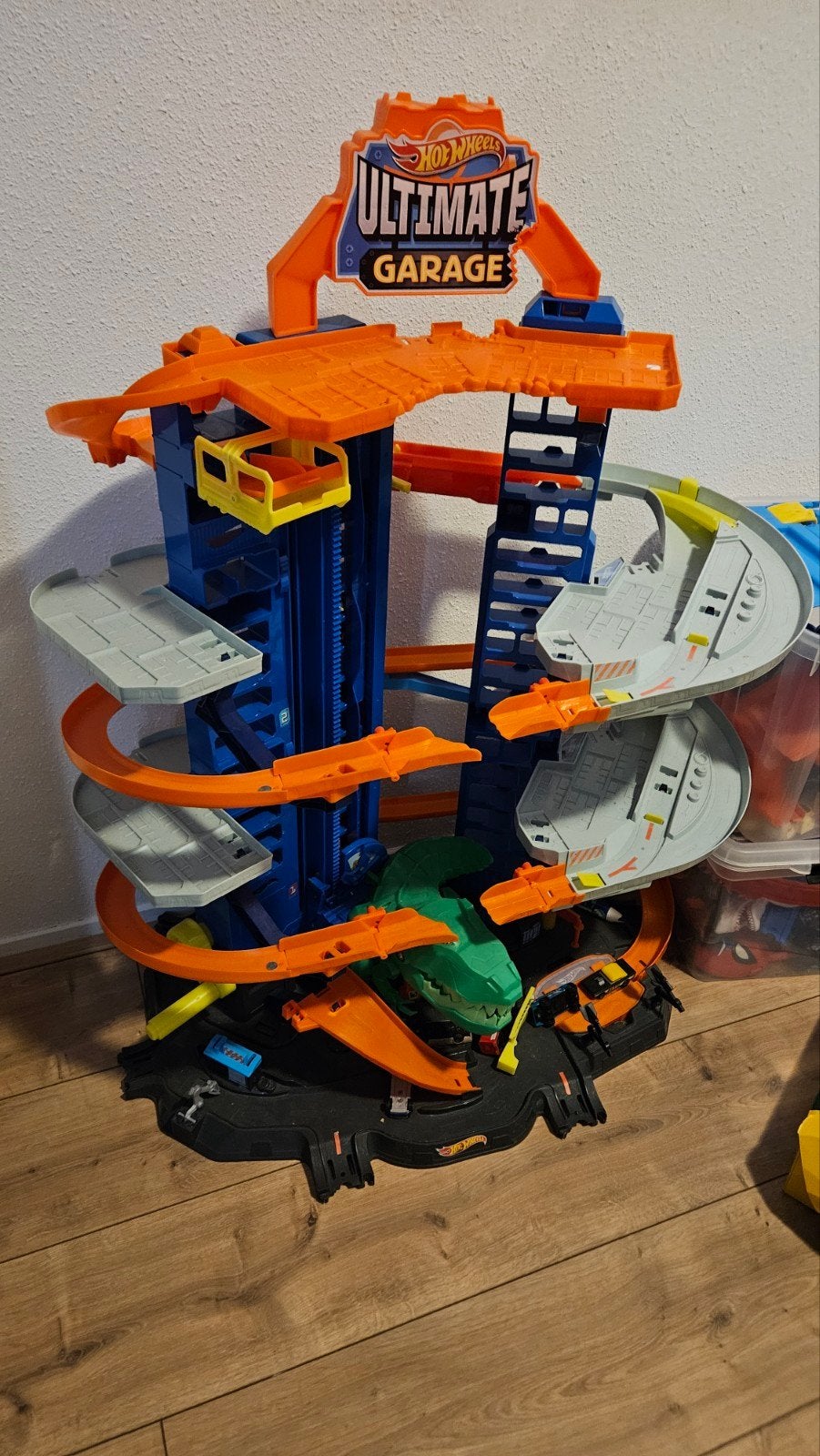 hotwheels dino garage - ultieme garage, Ophalen, Gebruikt, Handmatig, Hot Wheels