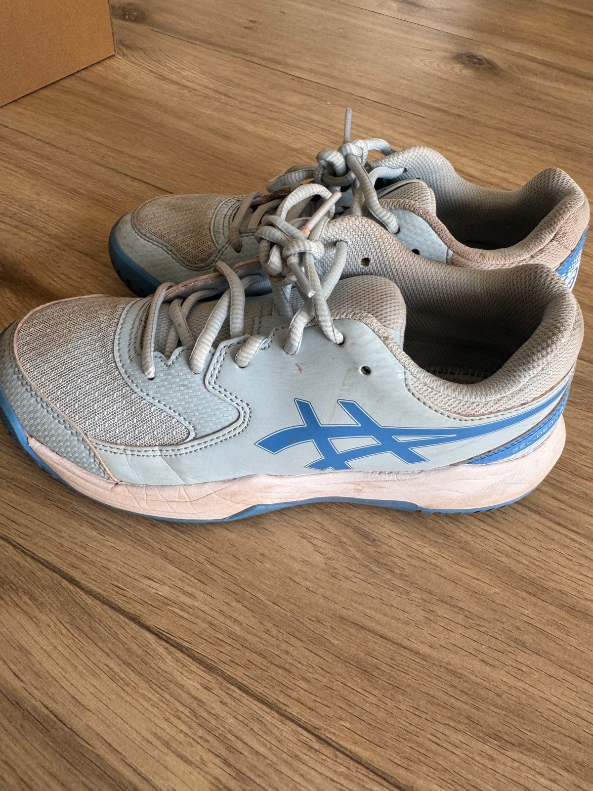 Asics tennisschoenen maat 37,5, Sport en Fitness, Tennis, Overige merken, Gebruikt, L00, Schoenen
