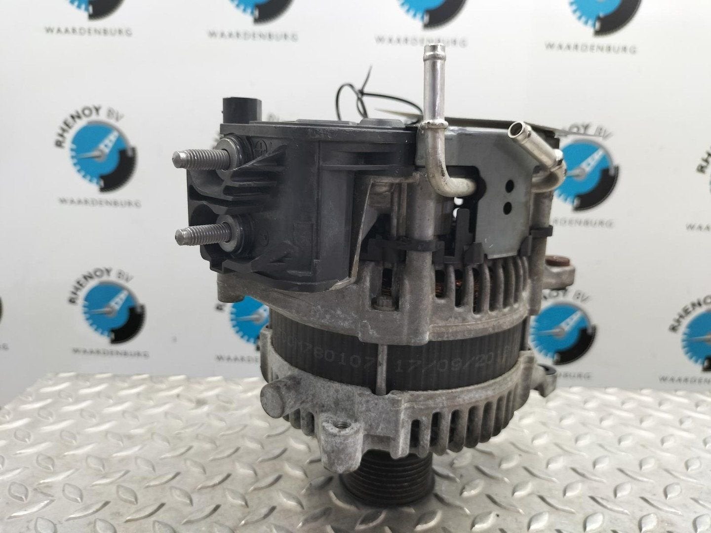 MERCEDES C-CLASS DYNAMO 2019, Ophalen of Verzenden, Gebruikt, Stiba lid